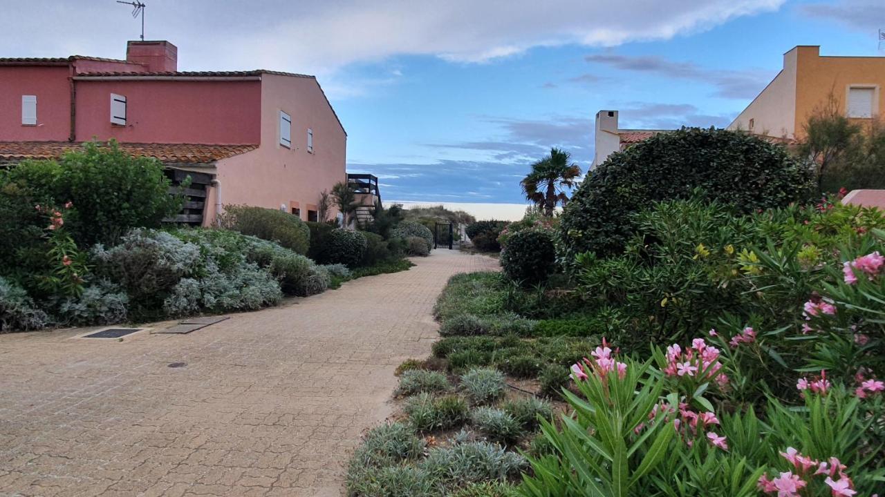 Appartement Avec Vaste Terrasse A 30 M Des Dunes Agde Exterior photo