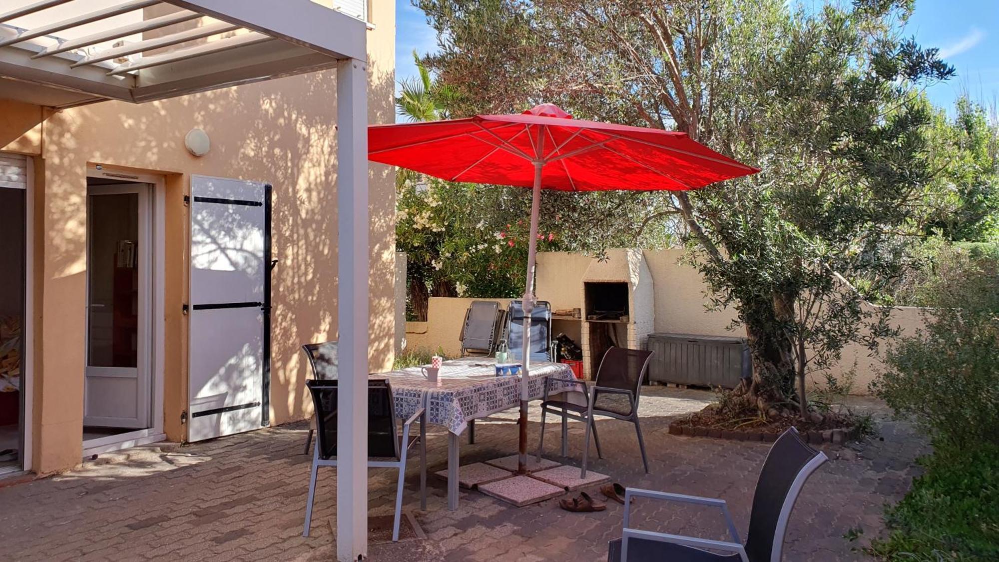 Appartement Avec Vaste Terrasse A 30 M Des Dunes Agde Exterior photo