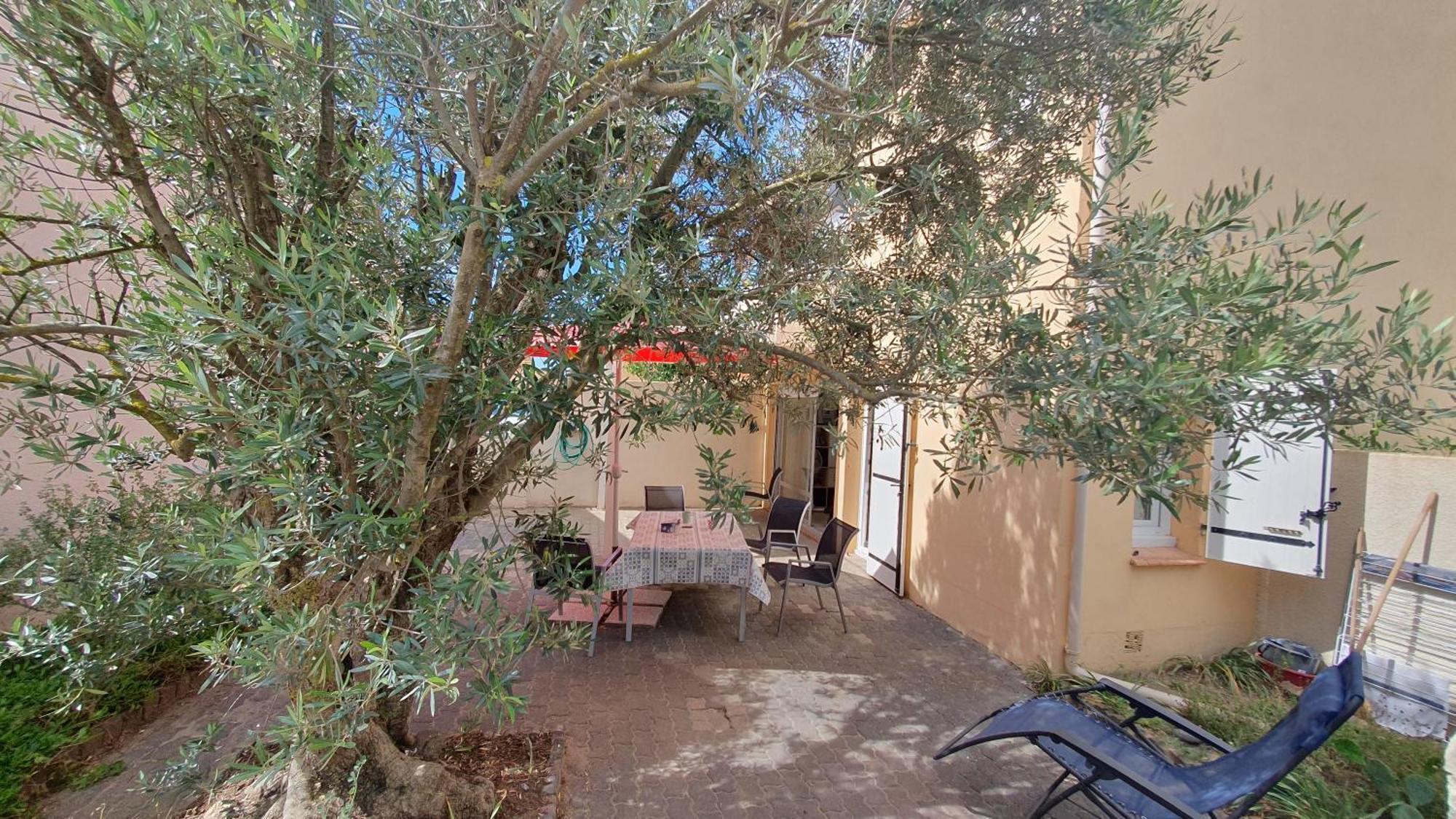 Appartement Avec Vaste Terrasse A 30 M Des Dunes Agde Exterior photo